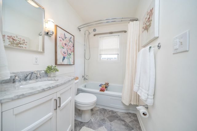 211 E Hoffman Ave, Spokane, WA 99207