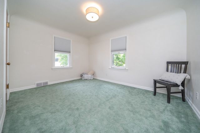 211 E Hoffman Ave, Spokane, WA 99207