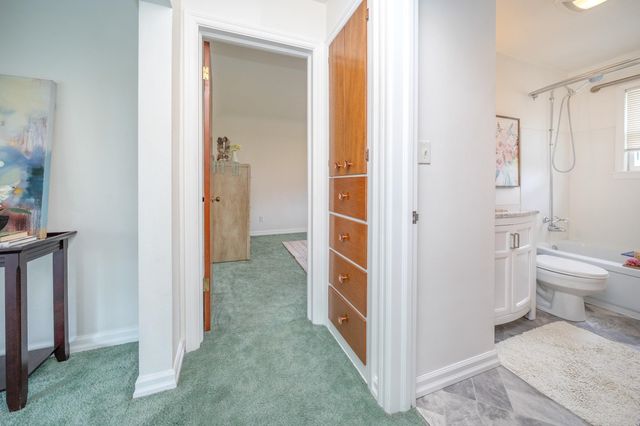 211 E Hoffman Ave, Spokane, WA 99207