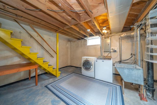 211 E Hoffman Ave, Spokane, WA 99207