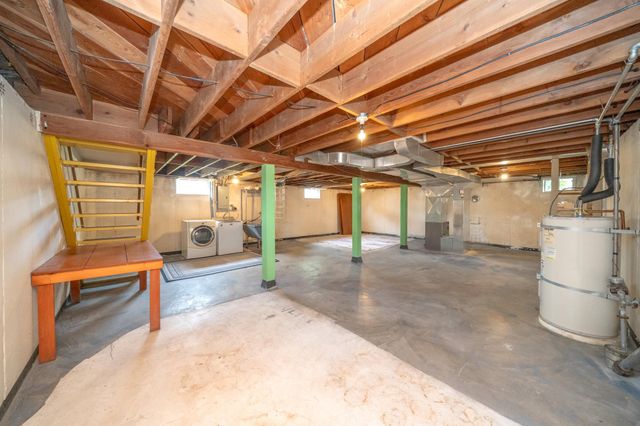 211 E Hoffman Ave, Spokane, WA 99207
