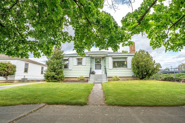211 E Hoffman Ave, Spokane, WA 99207