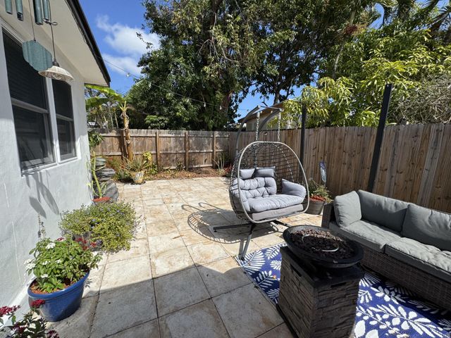 22692 SW 65th Circle, Boca Raton, FL 33428