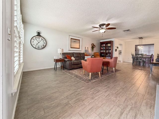 22692 SW 65th Circle, Boca Raton, FL 33428