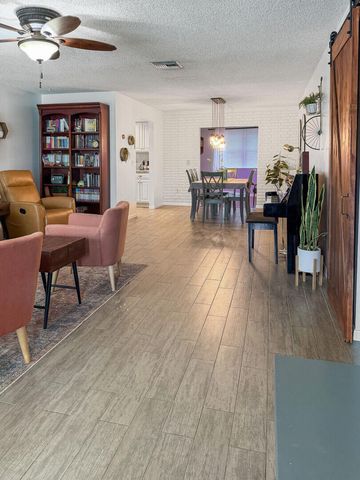 22692 SW 65th Circle, Boca Raton, FL 33428