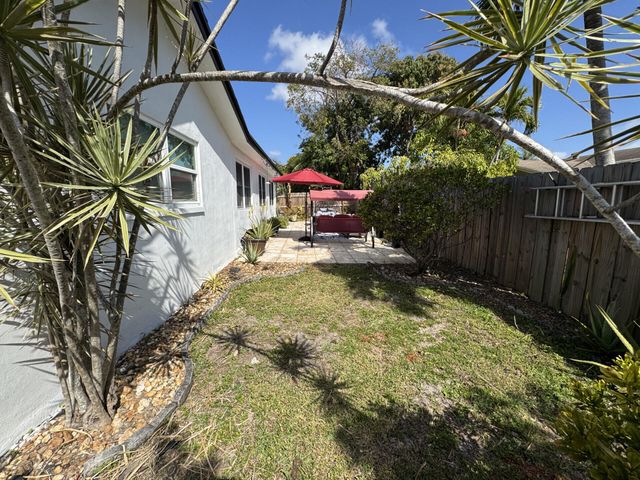 22692 SW 65th Circle, Boca Raton, FL 33428