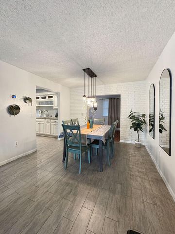 22692 SW 65th Circle, Boca Raton, FL 33428