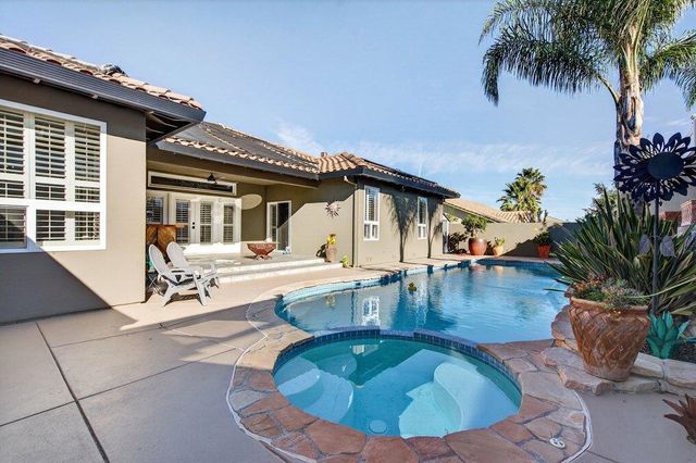 160 Dan Drive, Hollister, CA 95023