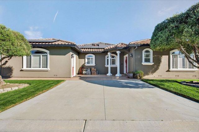 160 Dan Drive, Hollister, CA 95023