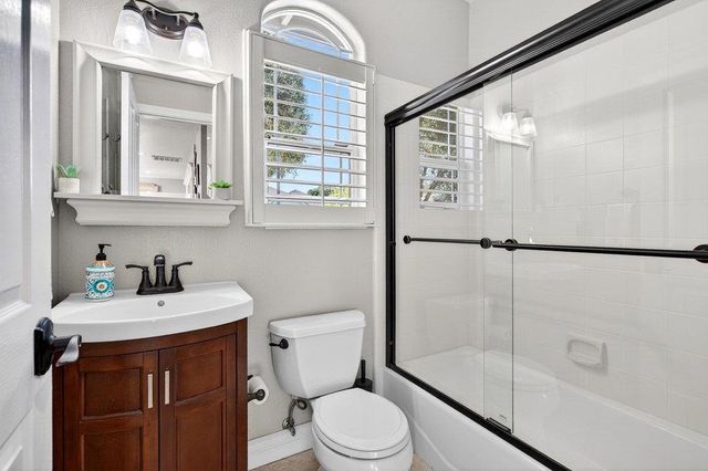 160 Dan Drive, Hollister, CA 95023