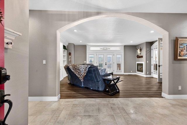 160 Dan Drive, Hollister, CA 95023