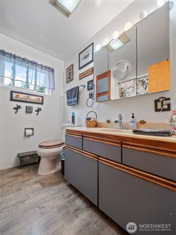 29518 SE 384th Street, Enumclaw, WA 98022