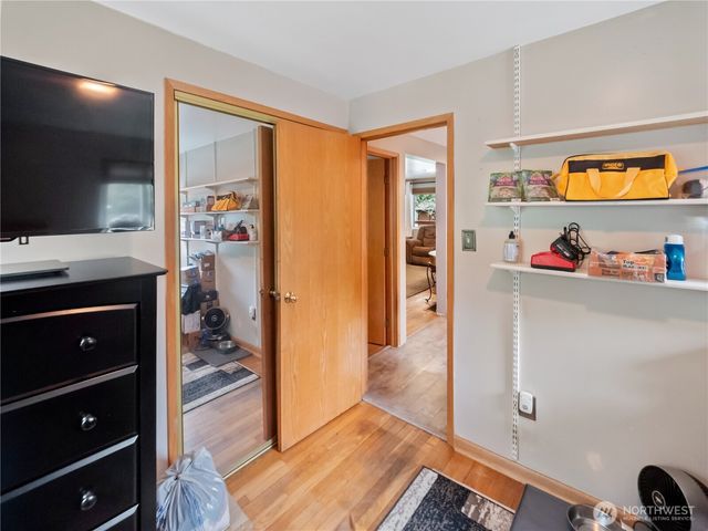 29518 SE 384th Street, Enumclaw, WA 98022