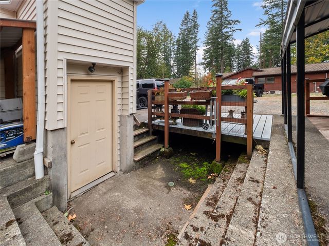 29518 SE 384th Street, Enumclaw, WA 98022