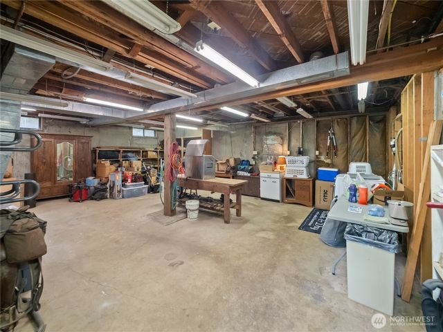 29518 SE 384th Street, Enumclaw, WA 98022