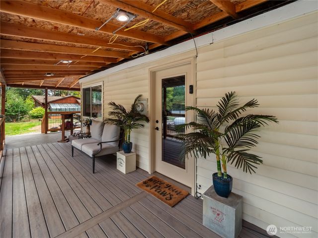 29518 SE 384th Street, Enumclaw, WA 98022