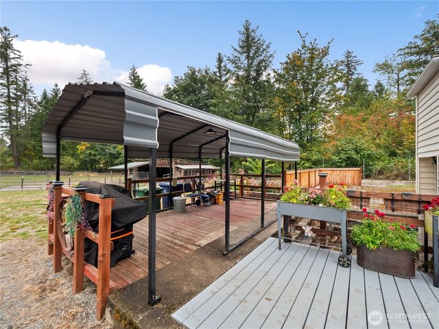 29518 SE 384th Street, Enumclaw, WA 98022