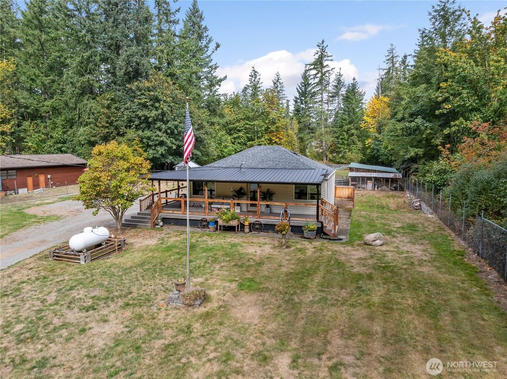 29518 SE 384th Street, Enumclaw, WA 98022