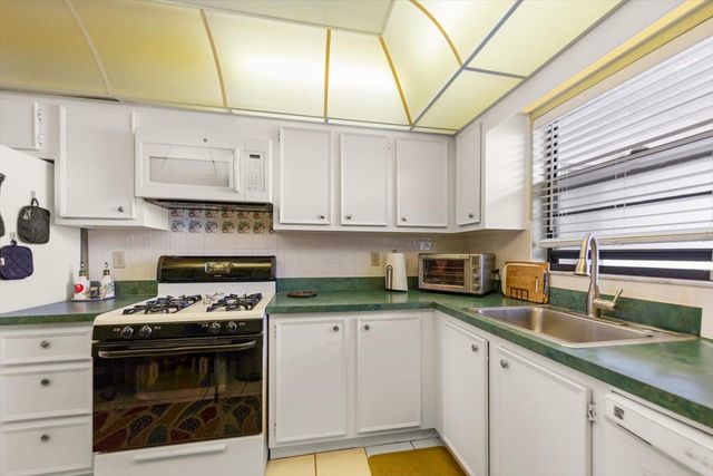 6080 N 80TH STREET N 412, St Petersburg, FL 33709