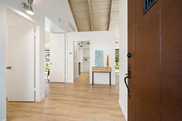 446 Sunningdale Drive, Rancho Mirage, CA 92270