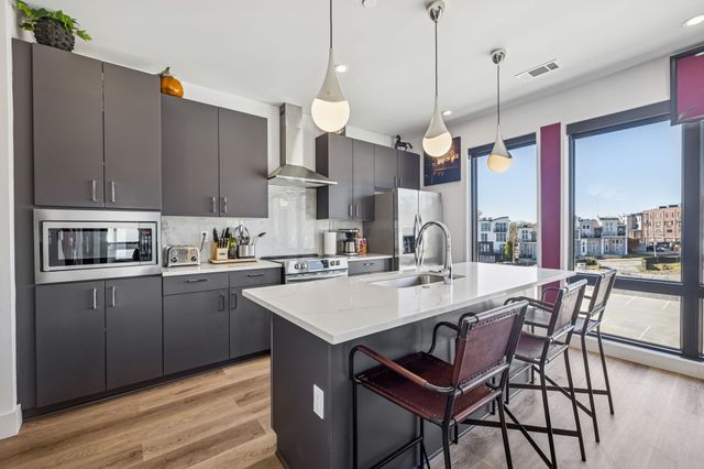 303 31st Ave N Apt 517, Nashville, TN 37203