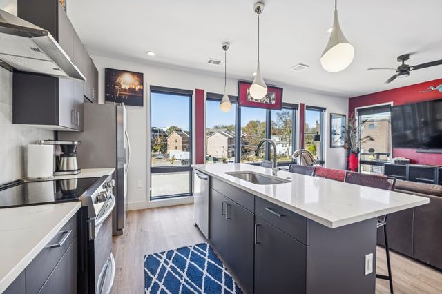 303 31st Ave N Apt 517, Nashville, TN 37203