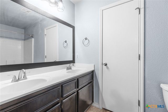207 W Bobwhite Lane, Harker Heights, TX 76548