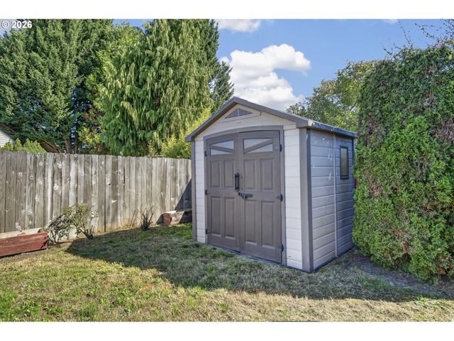1608 Nw 3RD St, Battle Ground, WA 98604