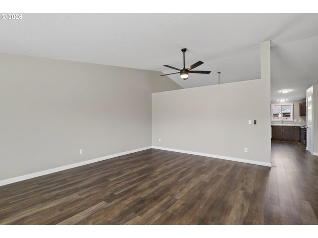 1608 Nw 3RD St, Battle Ground, WA 98604