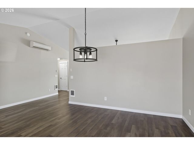 1608 Nw 3RD St, Battle Ground, WA 98604