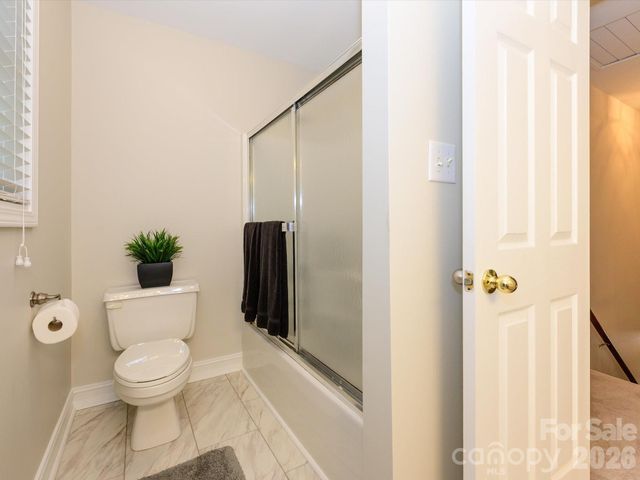 2704 Gold Spike Court, Matthews, NC 28105