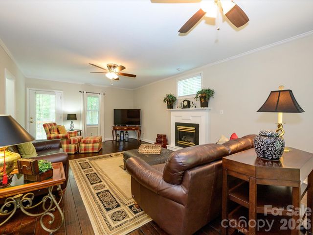 2704 Gold Spike Court, Matthews, NC 28105