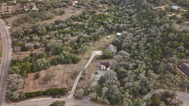 9238 N Point Dr, San Antonio, TX 78266