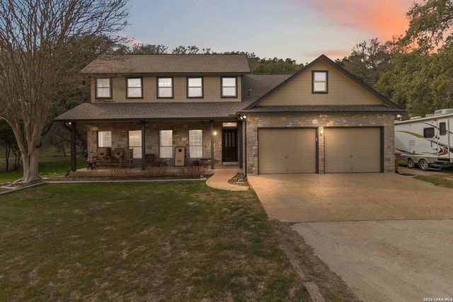 9238 N Point Dr, San Antonio, TX 78266