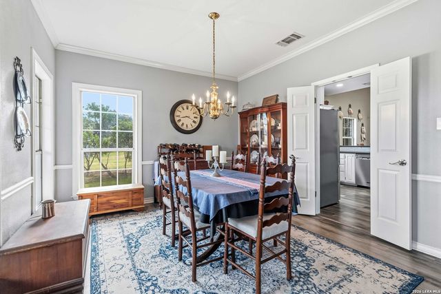 9238 N Point Dr, San Antonio, TX 78266