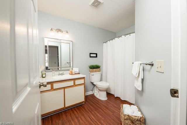 5515 Hornaday Road D, Greensboro, NC 27409