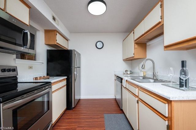 5515 Hornaday Road D, Greensboro, NC 27409