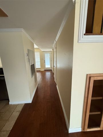 13140 Burninglog Lane, Dallas, TX 75243