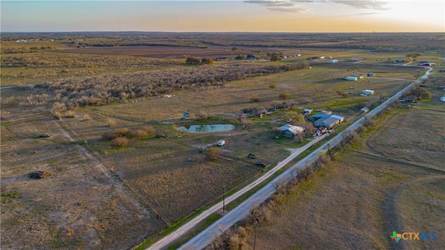 7150 Linne Road, Seguin, TX 78155