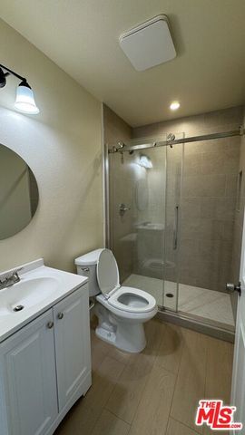 2528 Elkgrove Avenue B, Los Angeles, CA 90040