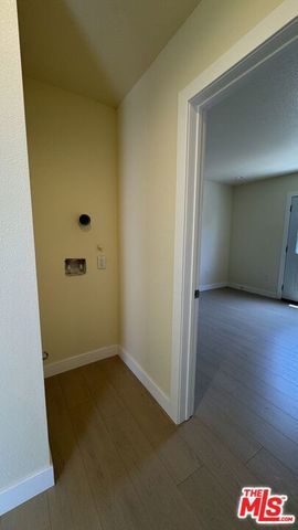 2528 Elkgrove Avenue B, Los Angeles, CA 90040
