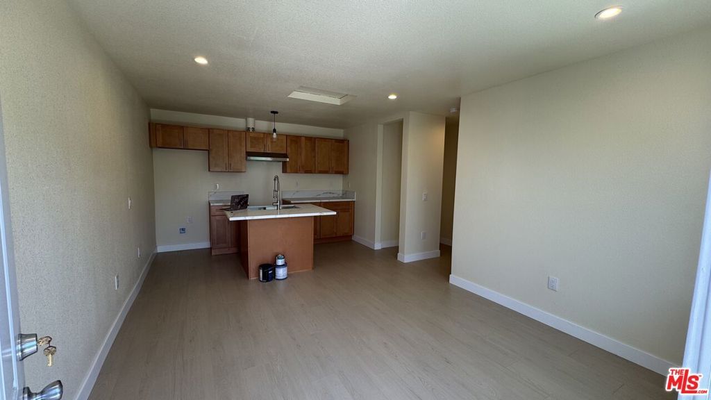 2528 Elkgrove Avenue B, Los Angeles, CA 90040