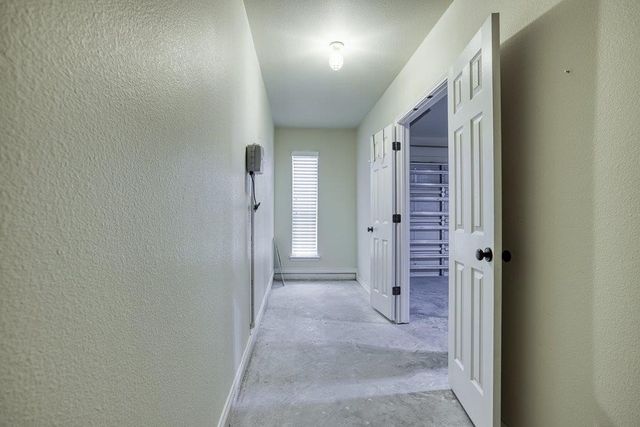 411 Long Point Dr, Portland, TX 78374