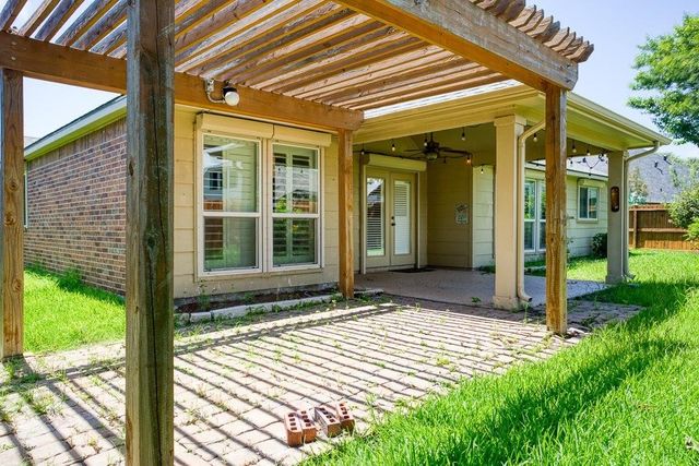 411 Long Point Dr, Portland, TX 78374