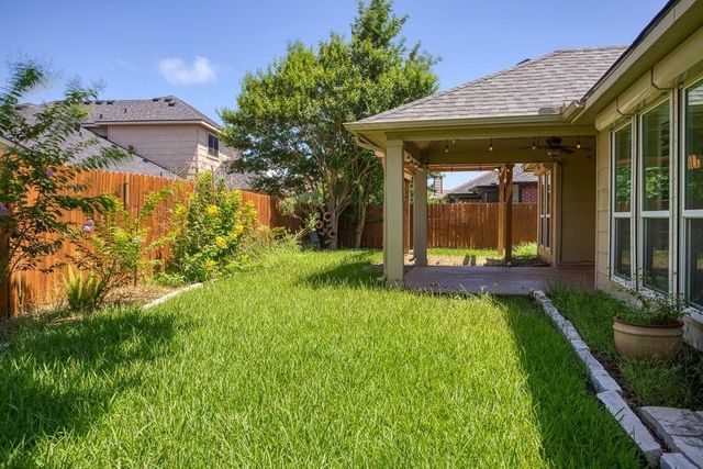 411 Long Point Dr, Portland, TX 78374