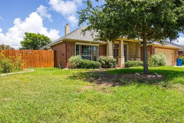 411 Long Point Dr, Portland, TX 78374