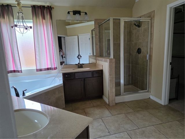411 Long Point Dr, Portland, TX 78374