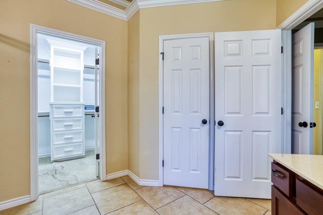 411 Long Point Dr, Portland, TX 78374