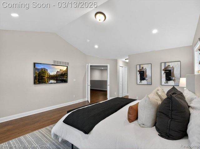 42893 Cardinal Way, Novi, MI 48375