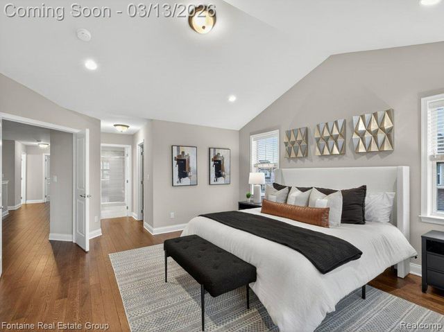 42893 Cardinal Way, Novi, MI 48375